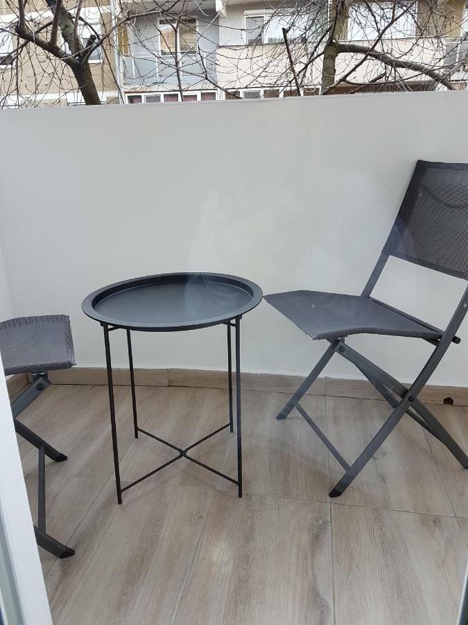 Tania Apartament Oradea Buitenkant foto